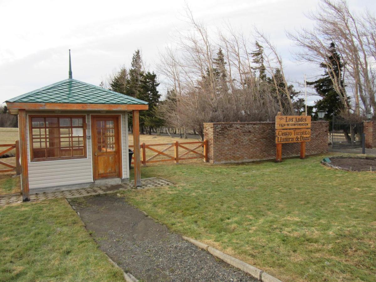 Hotel Y Cabanas Llanuras De Diana - Caja Los Andes Puerto Natales Buitenkant foto